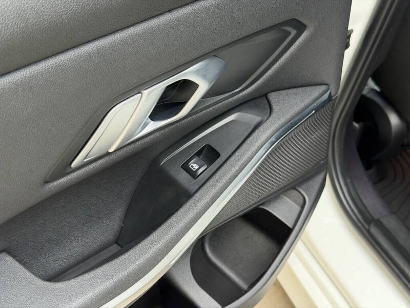 2021 BMW 3 Series 330i