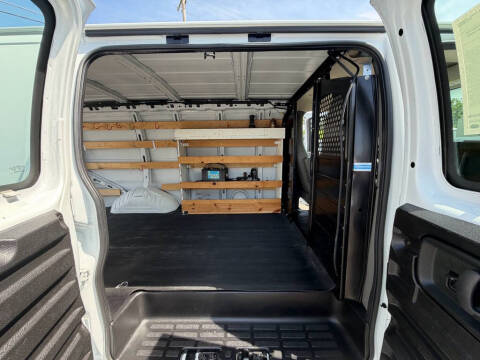 2018 GMC Savana 2500