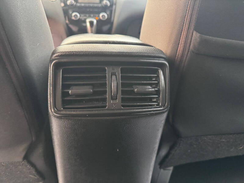 2017 Nissan Rogue Sport SV