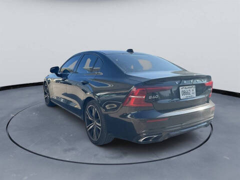 2021 Volvo S60 T6 R-Design