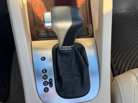 2009 Volkswagen Eos Lux