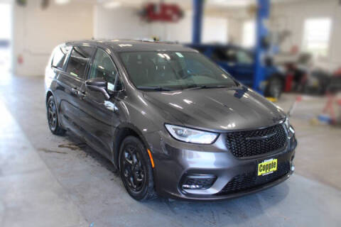 2022 Chrysler Pacifica Hybrid Touring L