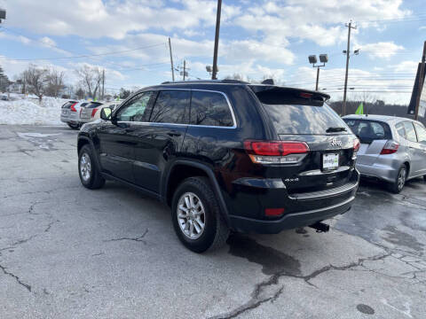 2020 Jeep Grand Cherokee Laredo E