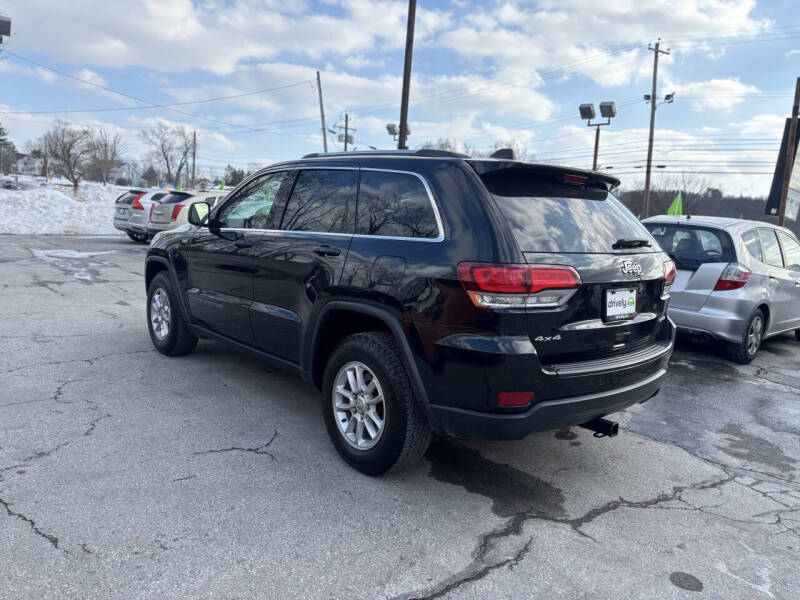 2020 Jeep Grand Cherokee Laredo E