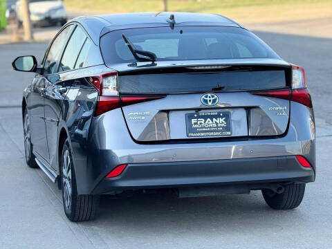 2019 Toyota Prius XLE AWD-e