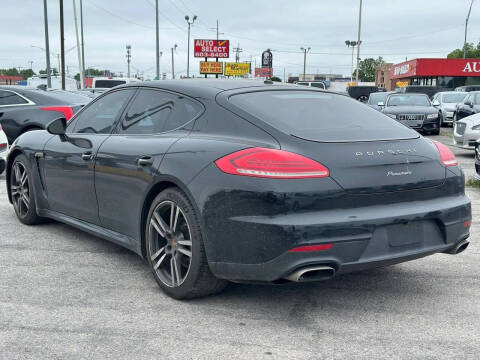 2015 Porsche Panamera