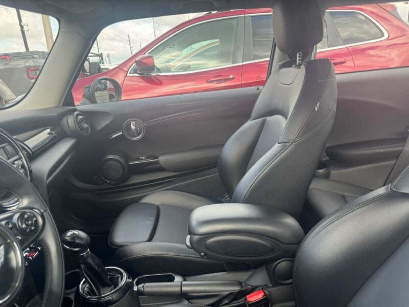 2014 MINI Hardtop Cooper