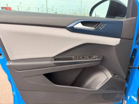 2023 Volkswagen Taos SE