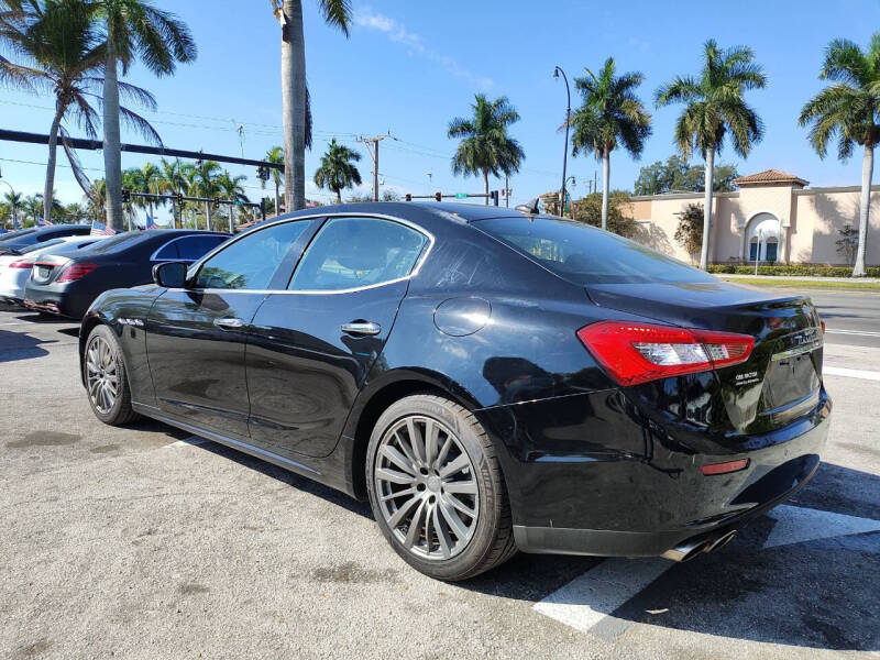 2018 Maserati Ghibli