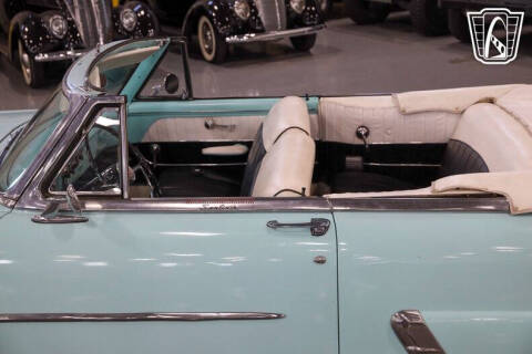 1953 Ford Crestline
