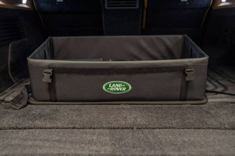 2024 Land Rover Range Rover P615 SV LWB