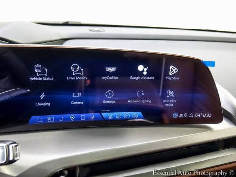 2026 Cadillac VISTIQ Platinum