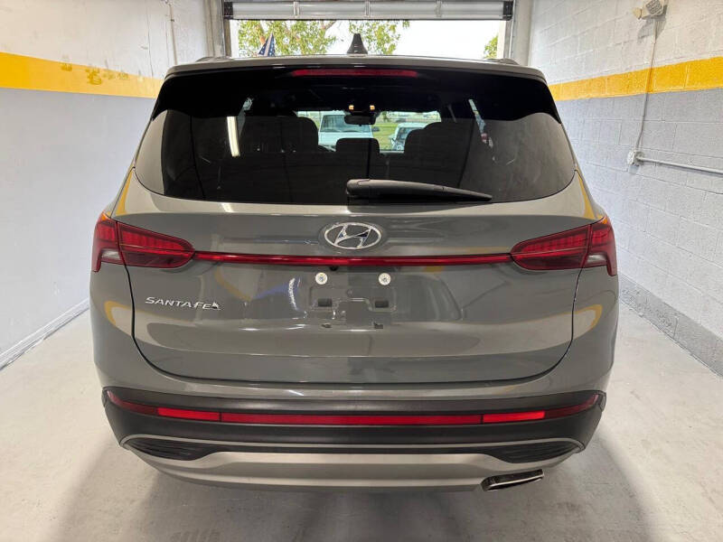 2022 Hyundai Santa Fe SE