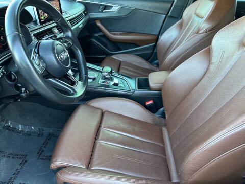 2017 Audi A4 2.0T quattro Prestige