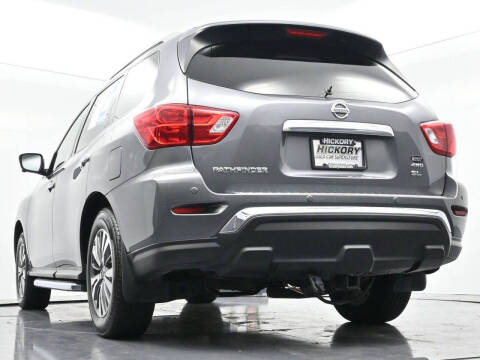 2020 Nissan Pathfinder SL