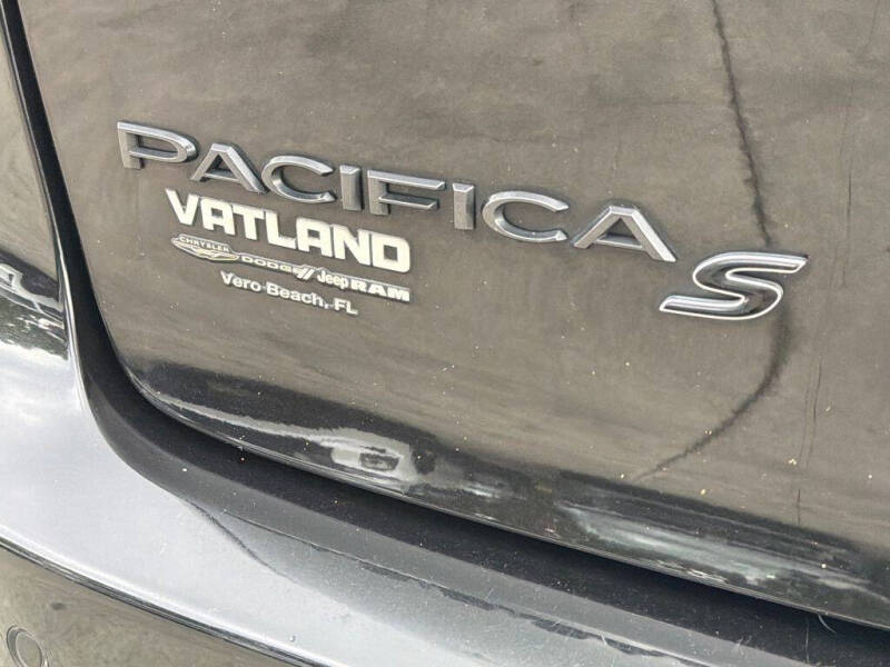 2020 Chrysler Pacifica Touring L Plus