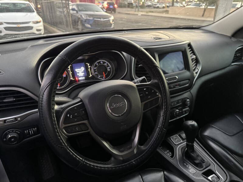 2019 Jeep Cherokee Latitude Plus