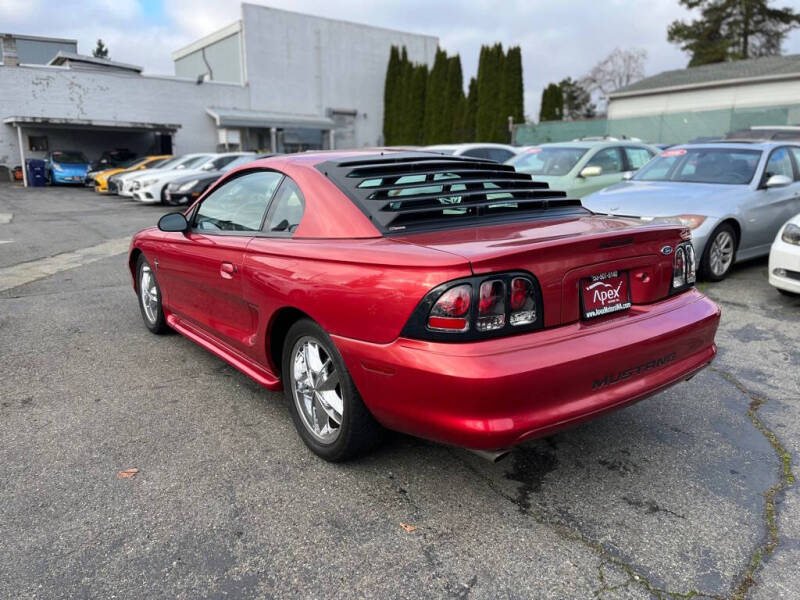 1998 Ford Mustang Base photo 5