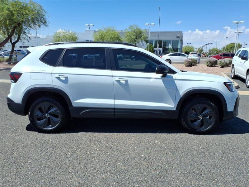 2025 Volkswagen Taos S