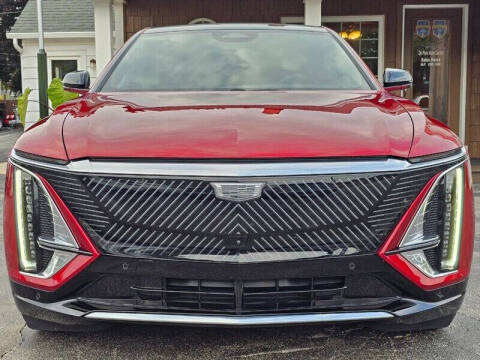 2024 Cadillac LYRIQ Luxury 3