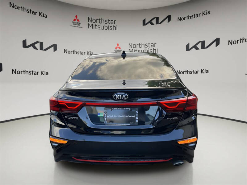 2021 Kia Forte GT Line