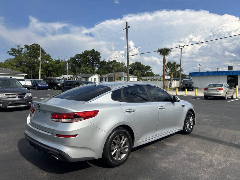 2020 Kia Optima LX