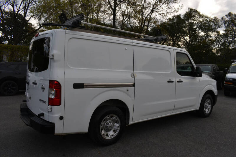 2018 Nissan NV 1500 SV