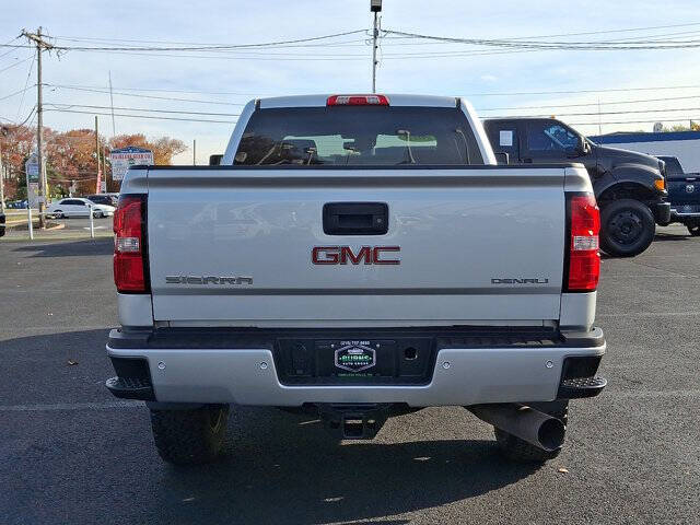 2018 GMC Sierra 2500HD Denali