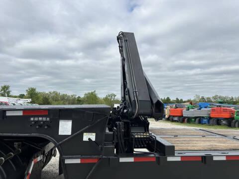 2022 Towmaster 48' Hydraulic Dove Semi