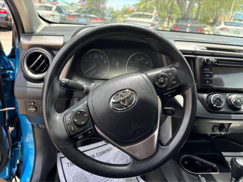 2018 Toyota RAV4 LE