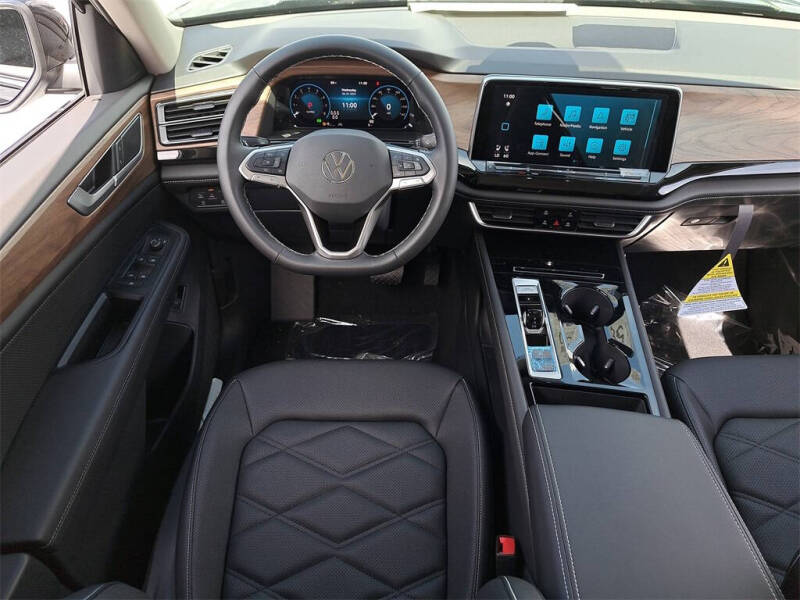 2025 Volkswagen Atlas SE 4Motion