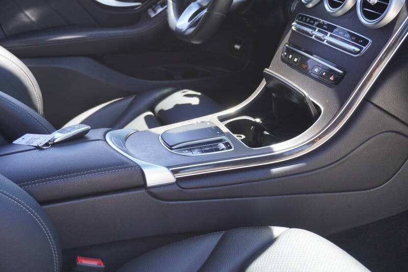 2022 Mercedes-Benz GLC GLC 300