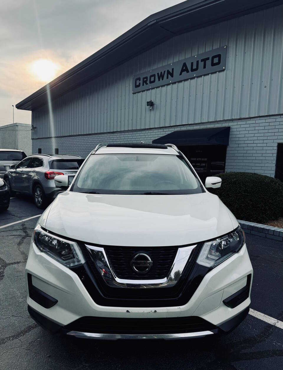 2018 Nissan Rogue for sale at Crown Auto Sales in Marietta, GA