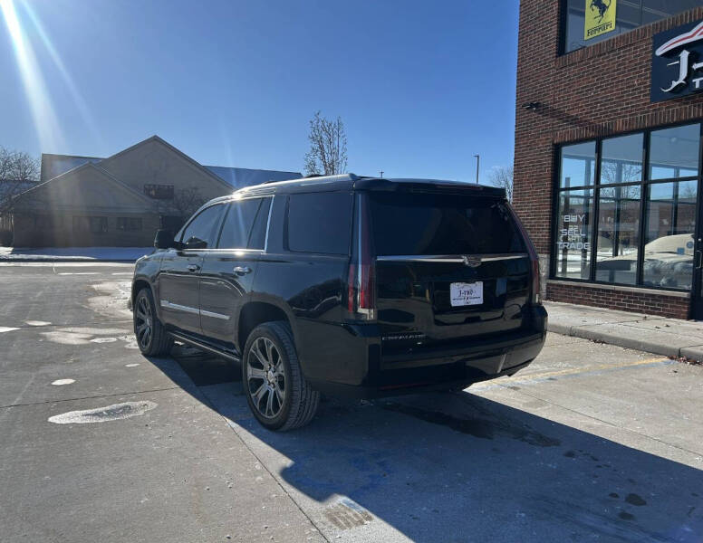 2018 Cadillac Escalade Premium Luxury