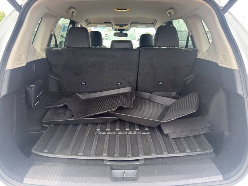 2025 Nissan Rogue Rock Creek