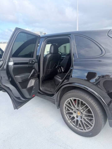 2017 Porsche Cayenne