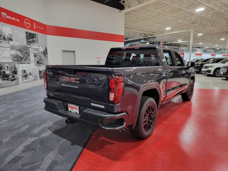 2026 GMC Sierra 1500 Elevation Standard