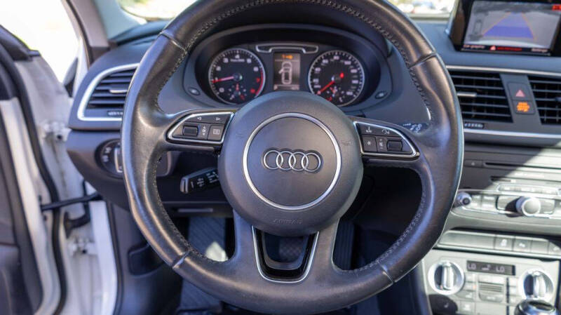 2015 Audi Q3 2.0T Premium Plus