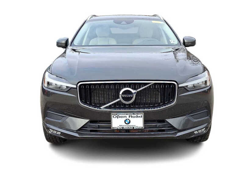 2021 Volvo XC60 T5 Momentum