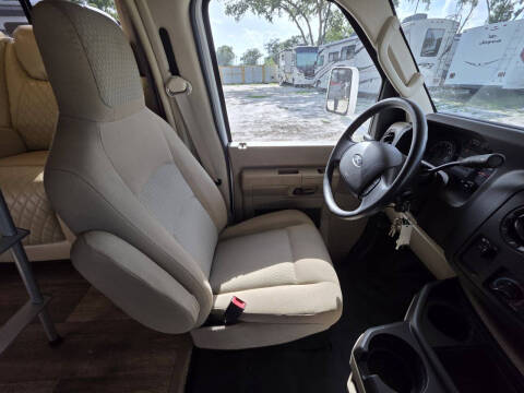 2020 Thor Motor Coach Freedom Elite