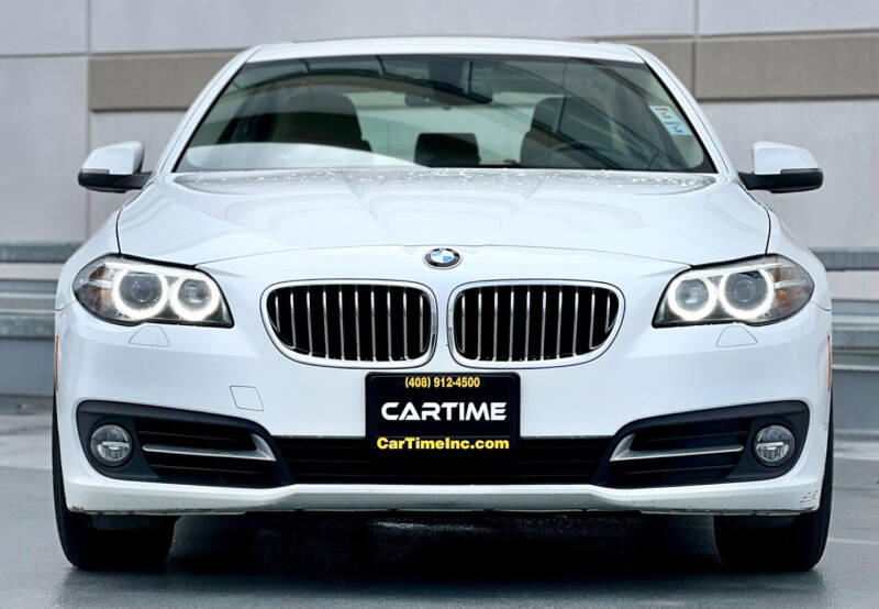 2016 BMW 5 Series 528i