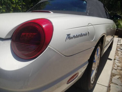 2002 Ford Thunderbird Deluxe