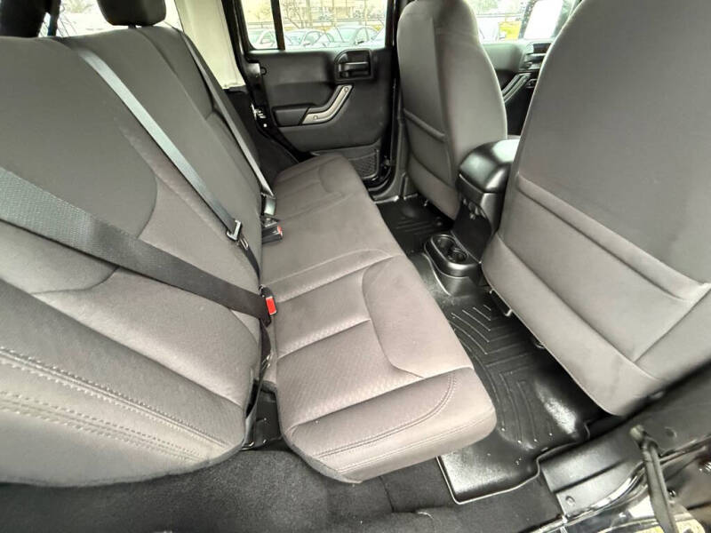 2015 Jeep Wrangler Unlimited Sport