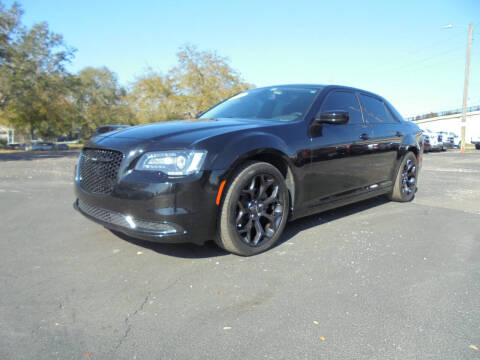 2019 Chrysler 300 Touring L