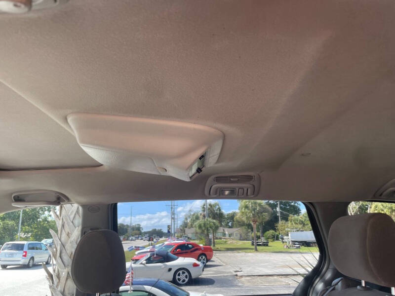 2004 Toyota Sienna CE 7 Passenger