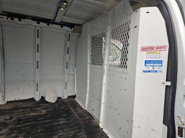 2017 Chevrolet Express 2500