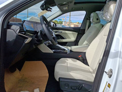 2025 Audi Q5 quattro Premium TFSI