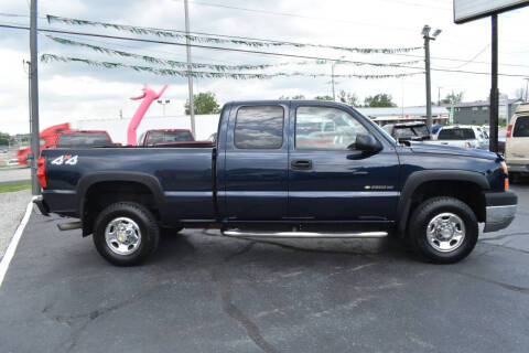 2005 Chevrolet Silverado 2500HD LS