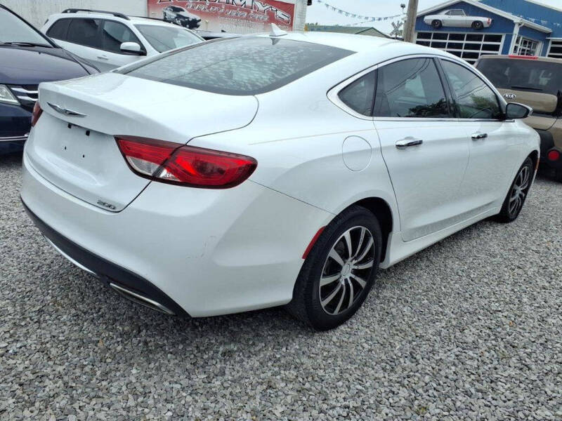 2017 Chrysler 200 Limited Platinum