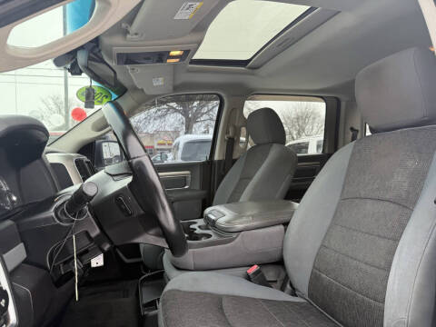 2013 RAM 1500 SLT